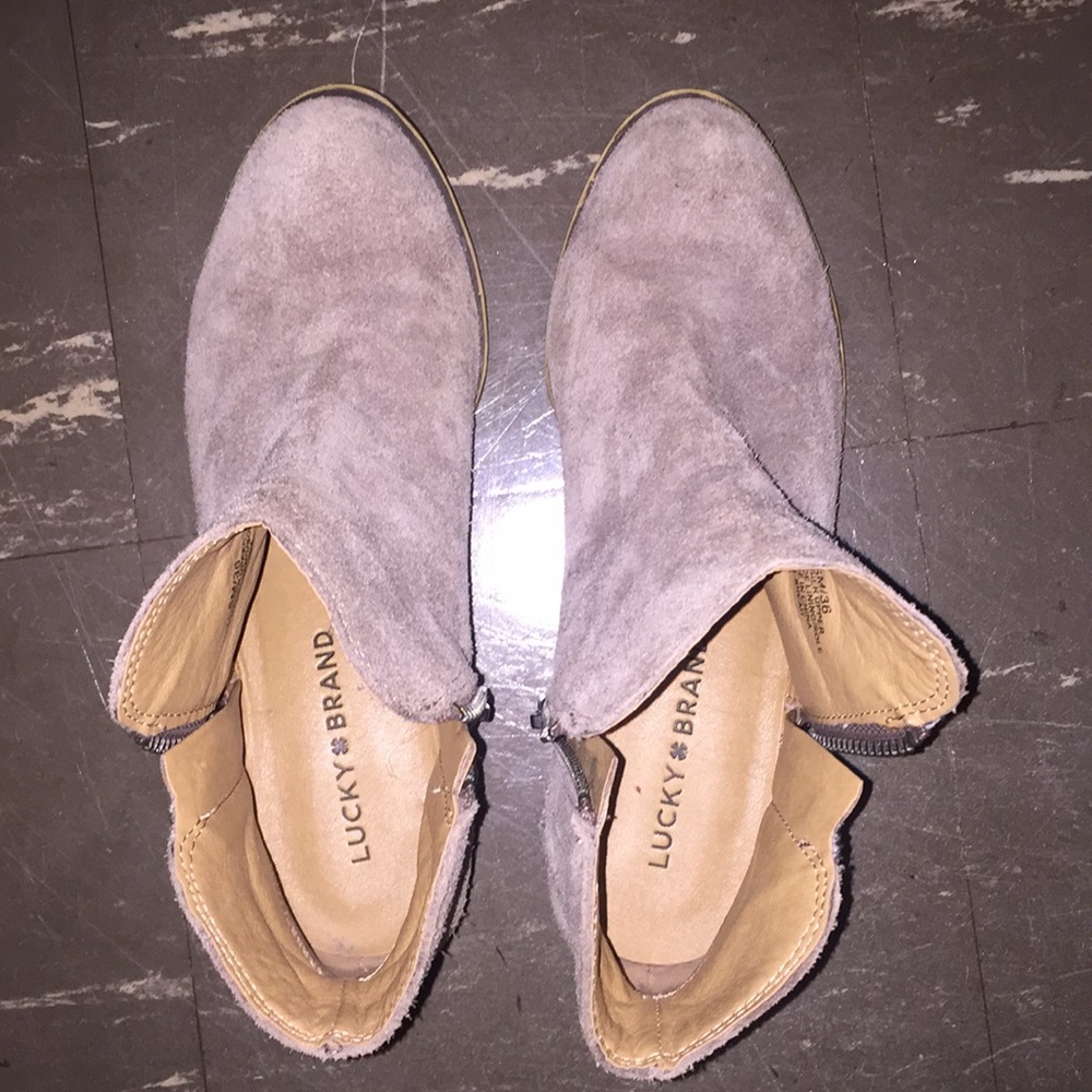Lucky Brand tan suede booties